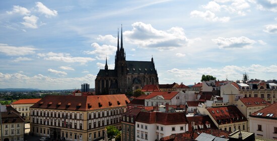 Inspirativní projekt: Analýza cizinců ve městě Brně – analýza komunit