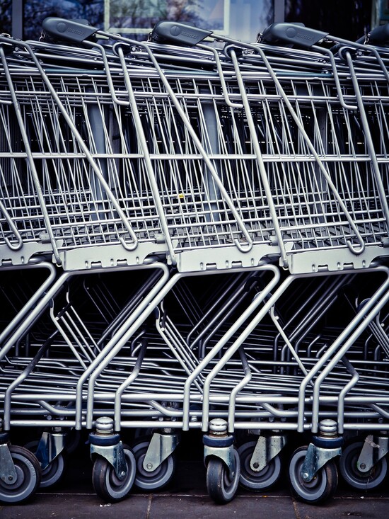 Zaměstnanci v supermarketech: Prekarita a solidarita na fragmentovaných pracovištích