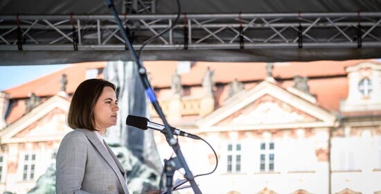 Prahu navštívila Svjatana Cichanouská a promluvila o současné situaci v Bělorusku