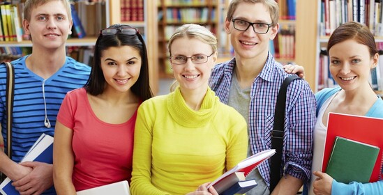 Kombinovaná forma studia a účel pobytu – výhoda či problém?